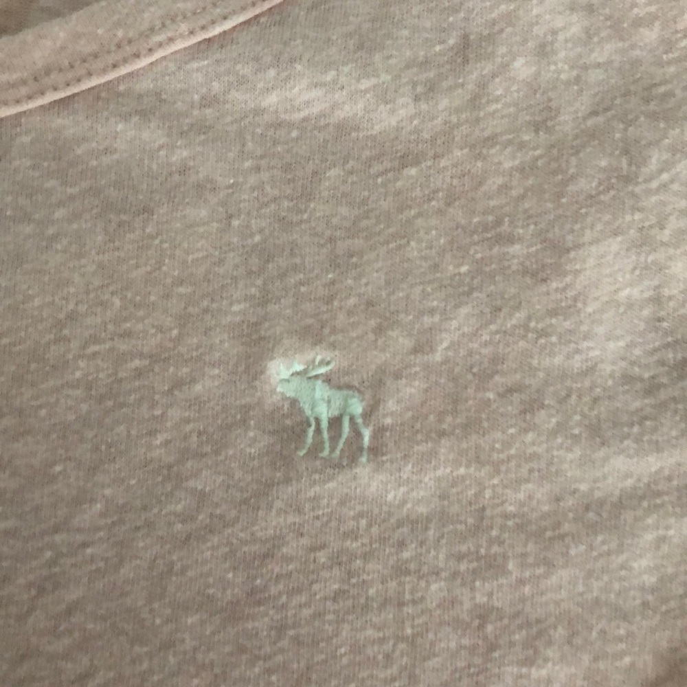 Abercrombie Tee - Picture 3 of 4
